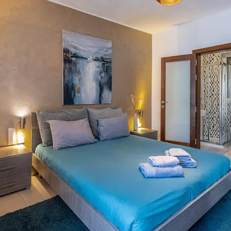 St Julians - Balluta 2 Bedroom Appartement