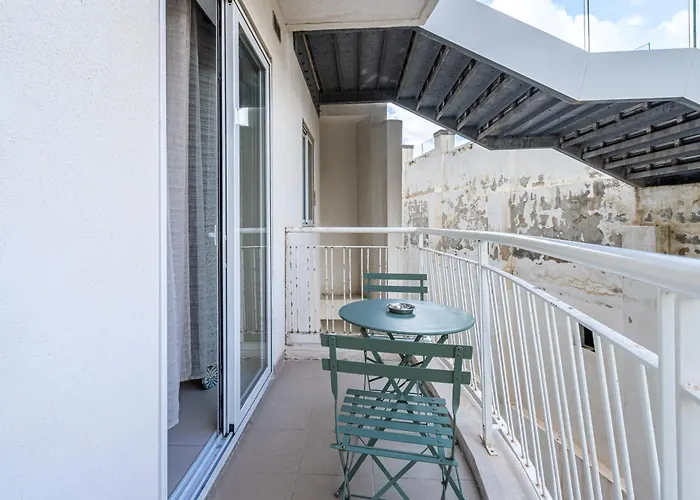 St Julians - Balluta 2 Bedroom